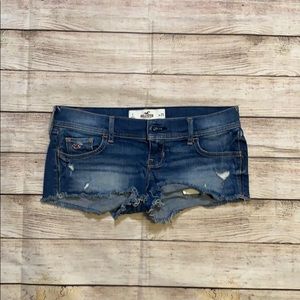 Preowned Hollister Daisy duke booty shorts